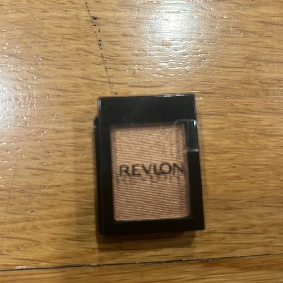 2 Revlon eyeshadows matte plum and metallic copper . - Picture 4 of 5